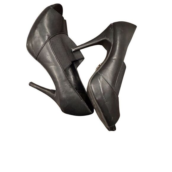 Simply Vera Wang peel toe heels 9 - Picture 3 of 13